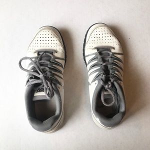 Nike vapor court tennis shoes